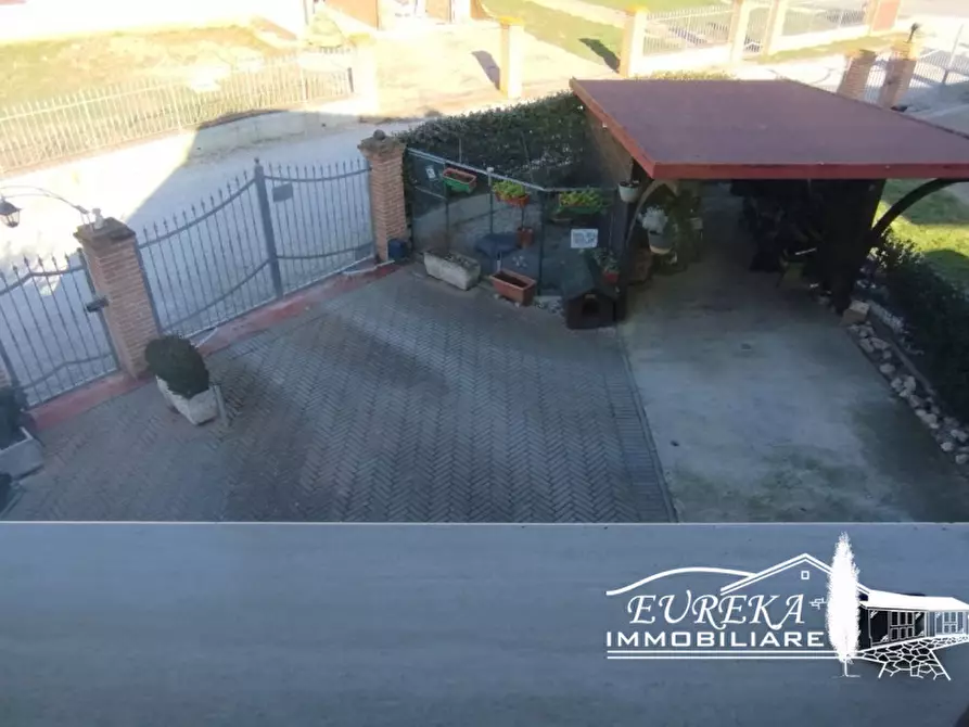 Immagine 12 di Appartamento in vendita  in strada statale 71 umbro casentinese a Castiglione Del Lago