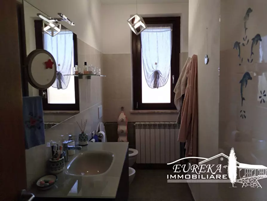 Immagine 17 di Appartamento in vendita  in strada statale 71 umbro casentinese a Castiglione Del Lago