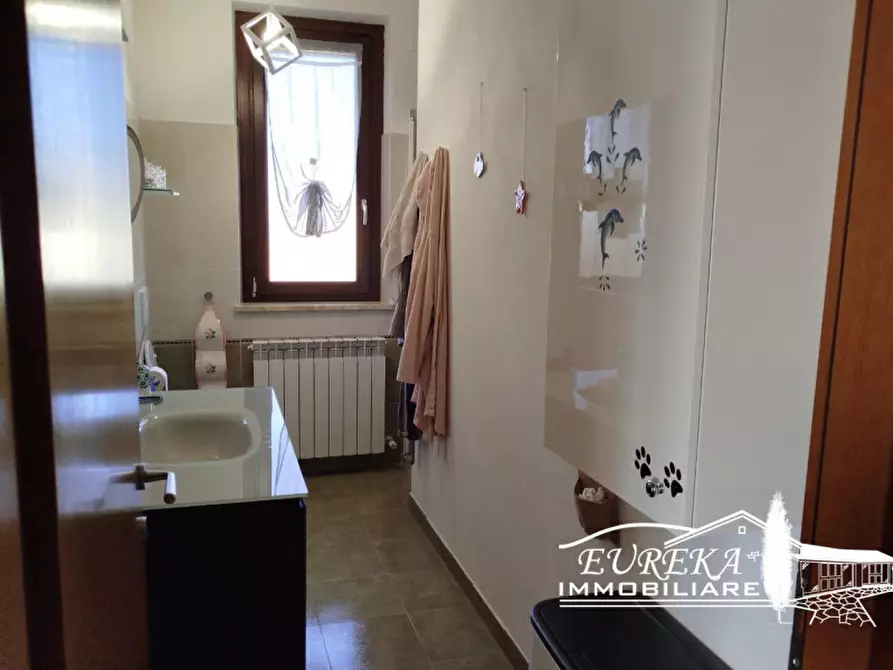 Immagine 18 di Appartamento in vendita  in strada statale 71 umbro casentinese a Castiglione Del Lago