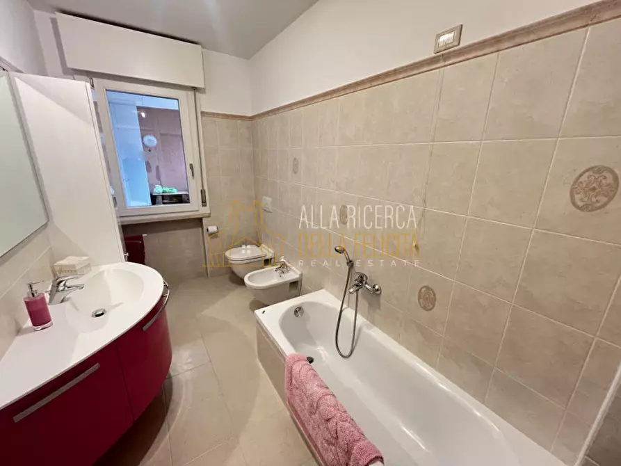 Immagine 13 di Appartamento in vendita  in Via Cristoforo Colombo 110 a Schio