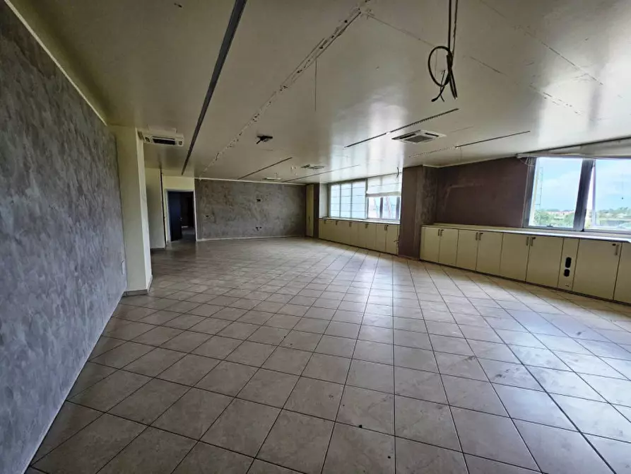 Immagine 17 di Ufficio in vendita  in via Norvegia a Cascina