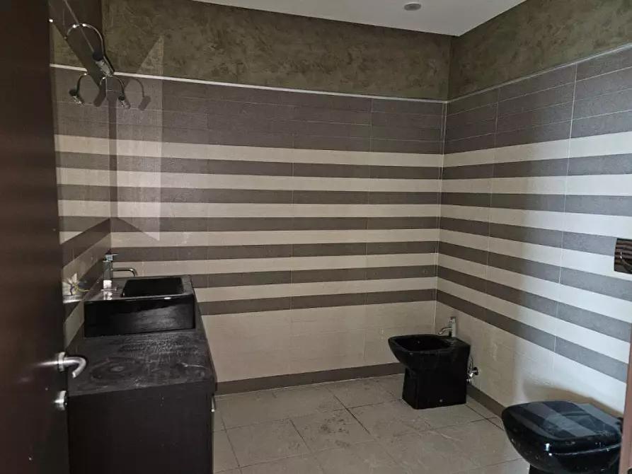 Immagine 9 di Ufficio in vendita  in via Norvegia a Cascina