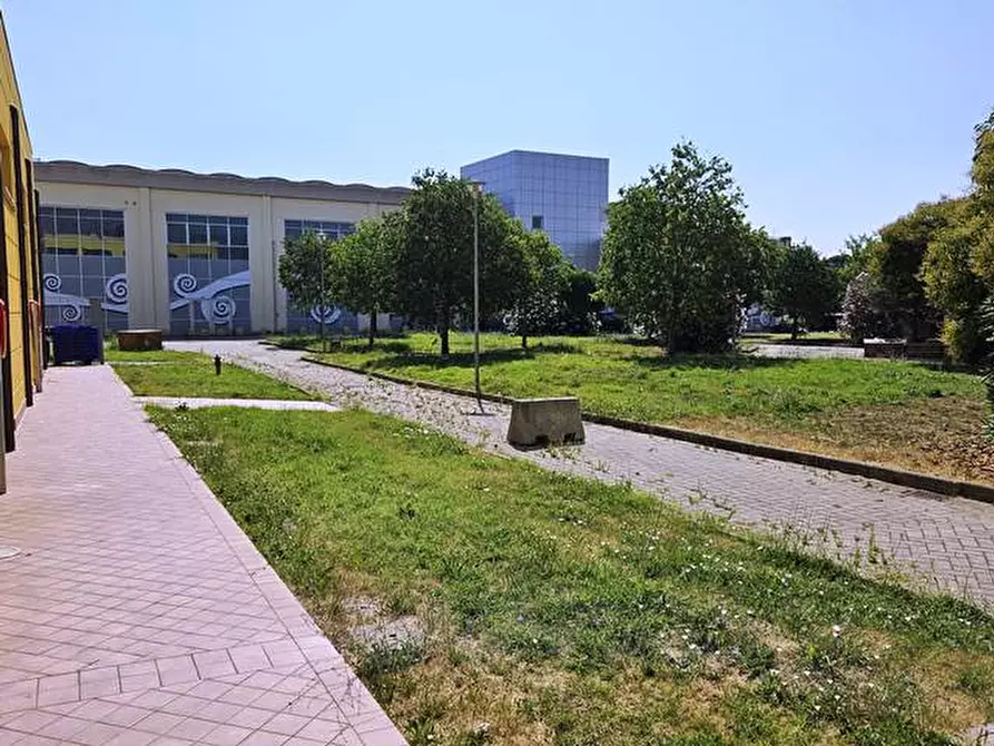 Immagine 12 di Ufficio in vendita  in via Norvegia a Cascina