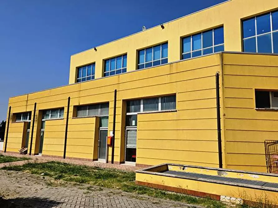 Immagine 14 di Ufficio in vendita  in via Norvegia a Cascina