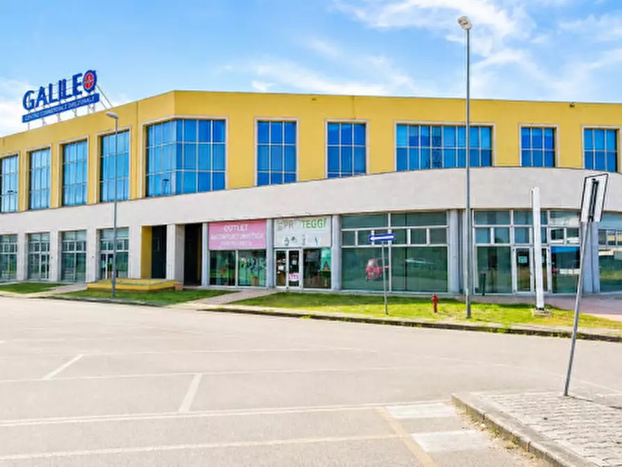 Immagine 2 di Ufficio in vendita  in via Norvegia a Cascina
