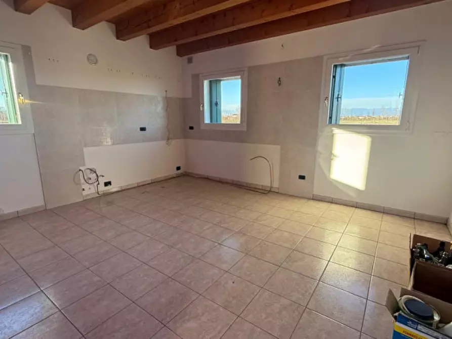 Immagine 10 di Villa in vendita  in Via bosco di sopra a Camisano Vicentino