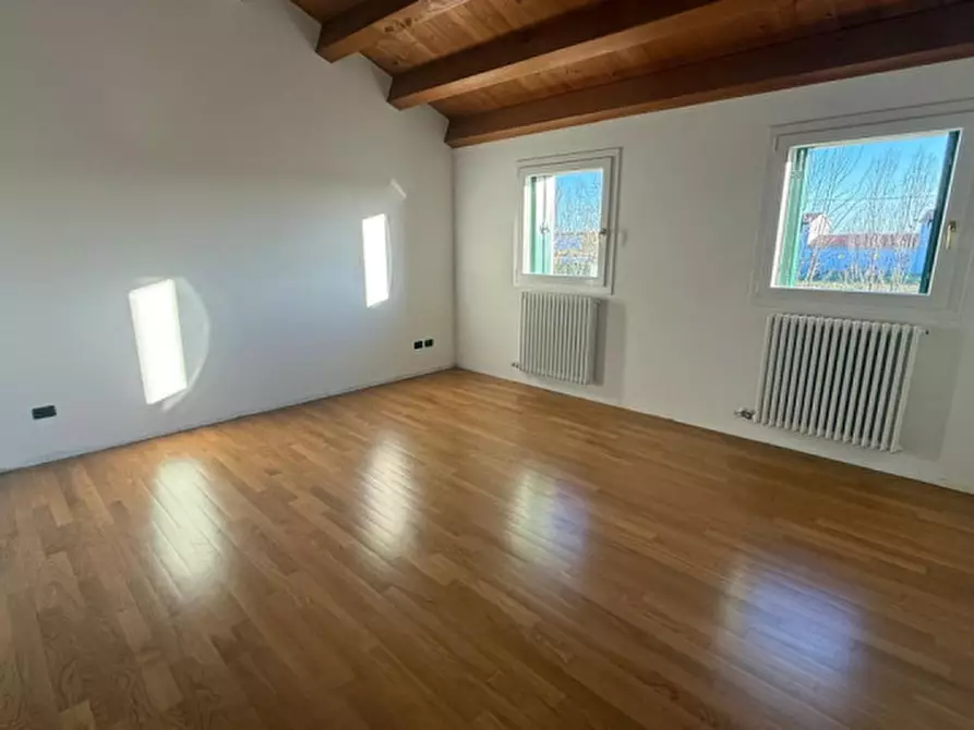 Immagine 16 di Villa in vendita  in Via bosco di sopra a Camisano Vicentino