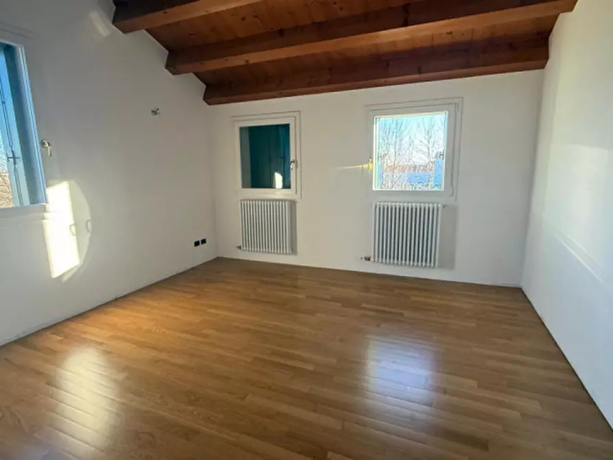 Immagine 22 di Villa in vendita  in Via bosco di sopra a Camisano Vicentino