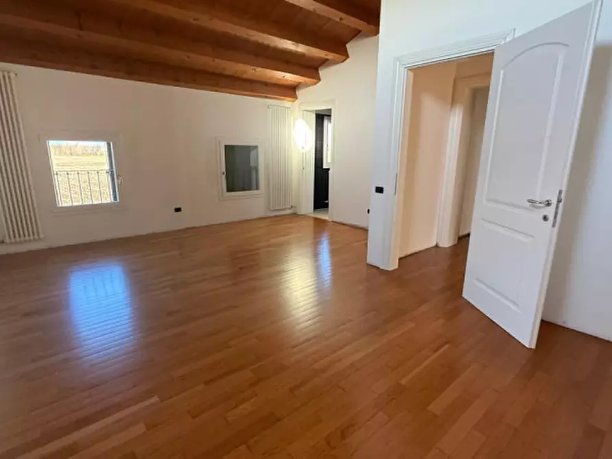 Immagine 24 di Villa in vendita  in Via bosco di sopra a Camisano Vicentino