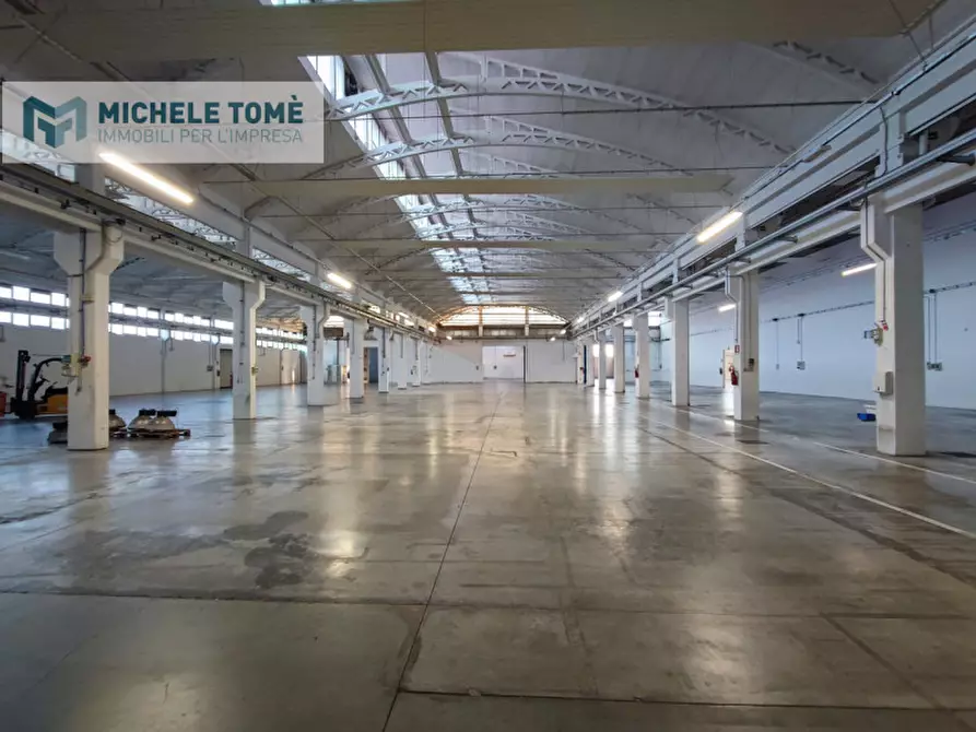 Immagine 3 di Capannone industriale in affitto  in Via gardesane a Verona