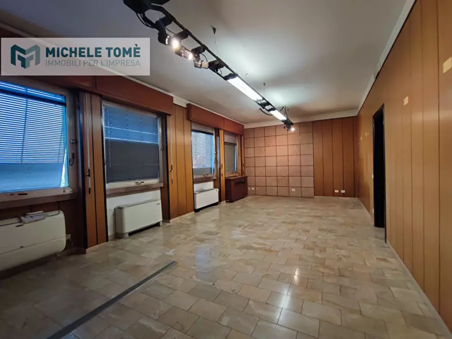 Immagine 8 di Capannone industriale in affitto  in Via gardesane a Verona