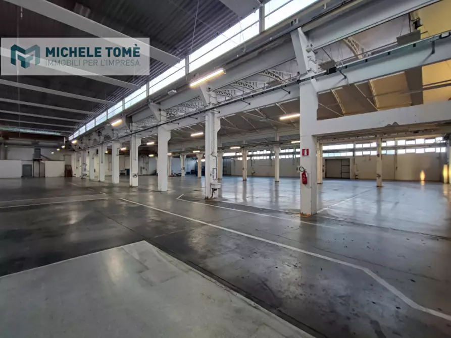 Immagine 19 di Capannone industriale in affitto  in Via gardesane a Verona