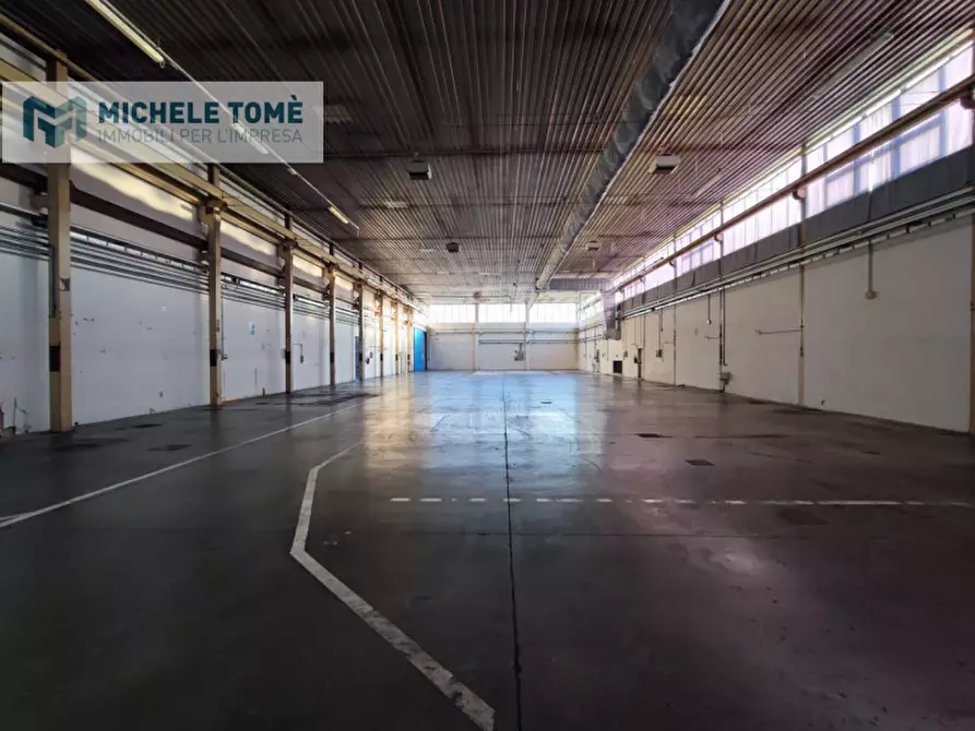 Immagine 22 di Capannone industriale in affitto  in Via gardesane a Verona