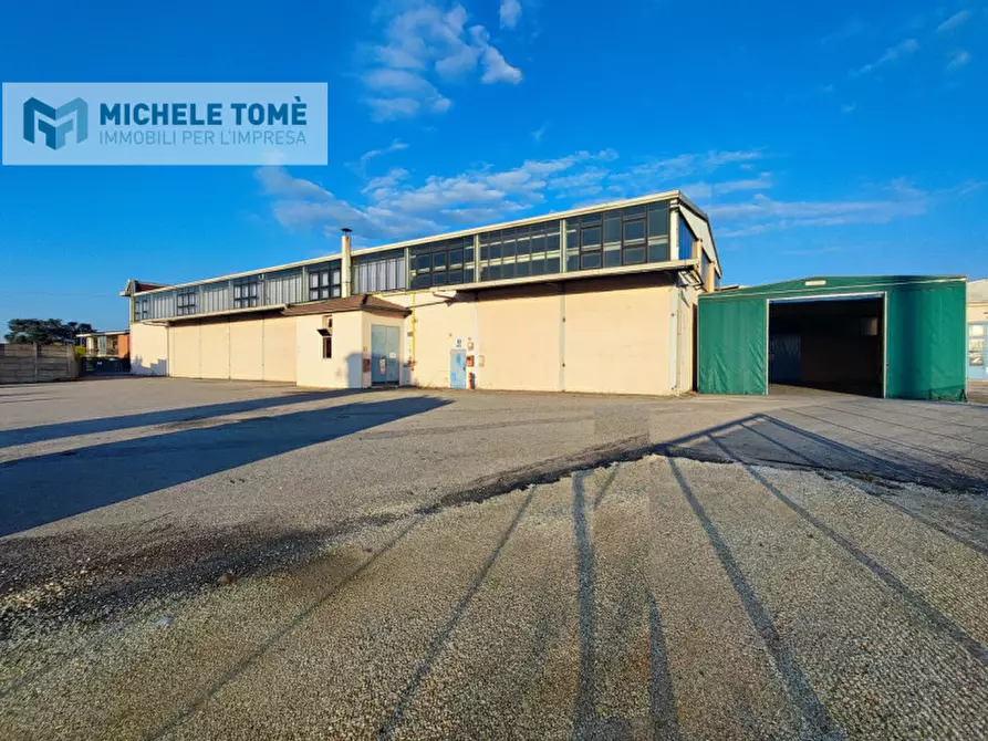 Immagine 24 di Capannone industriale in affitto  in Via gardesane a Verona