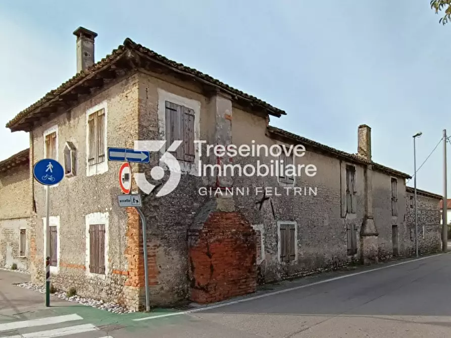 Immagine 2 di Rustico / casale in vendita  in Via Perer a Villorba