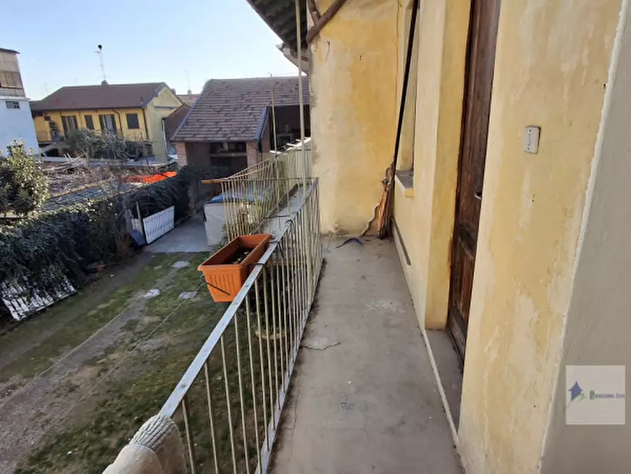 Immagine 11 di Appartamento in vendita  in Via Umberto I a Robecchetto Con Induno