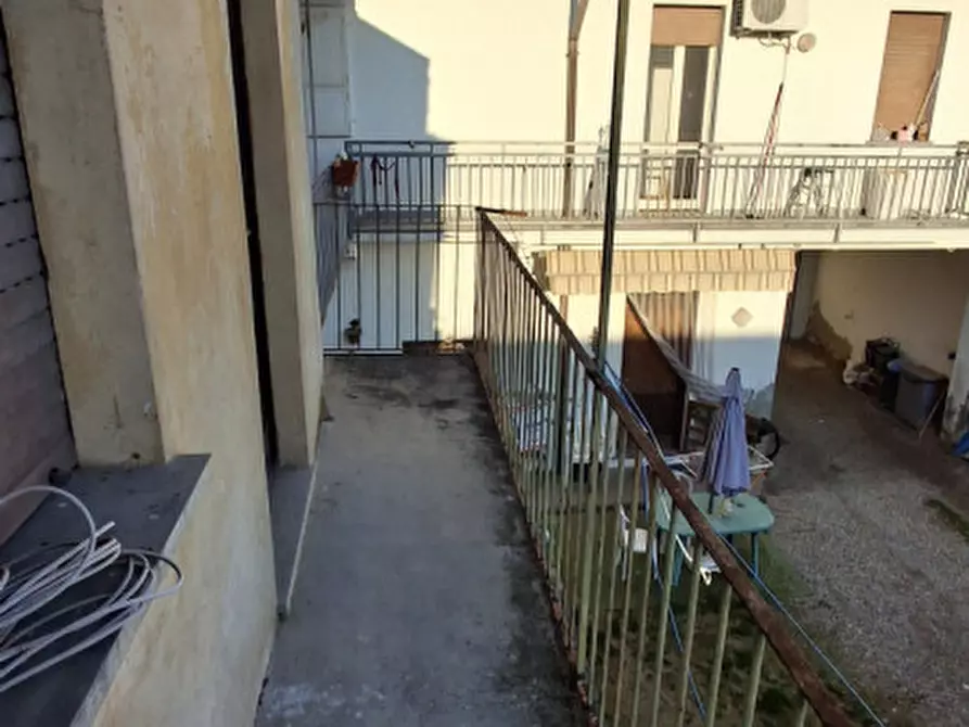 Immagine 14 di Appartamento in vendita  in Via Umberto I a Robecchetto Con Induno