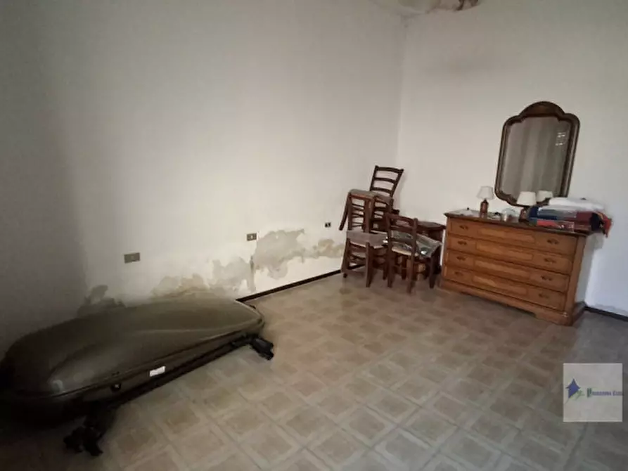 Immagine 18 di Appartamento in vendita  in Via Umberto I a Robecchetto Con Induno