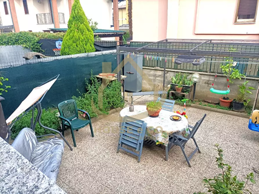 Immagine 14 di Villa in vendita  in Corso Torino a Vigevano