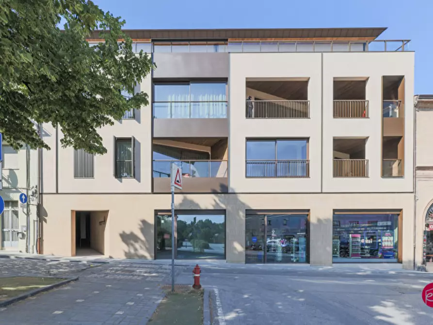 Immagine 9 di Appartamento in vendita  a Santarcangelo Di Romagna