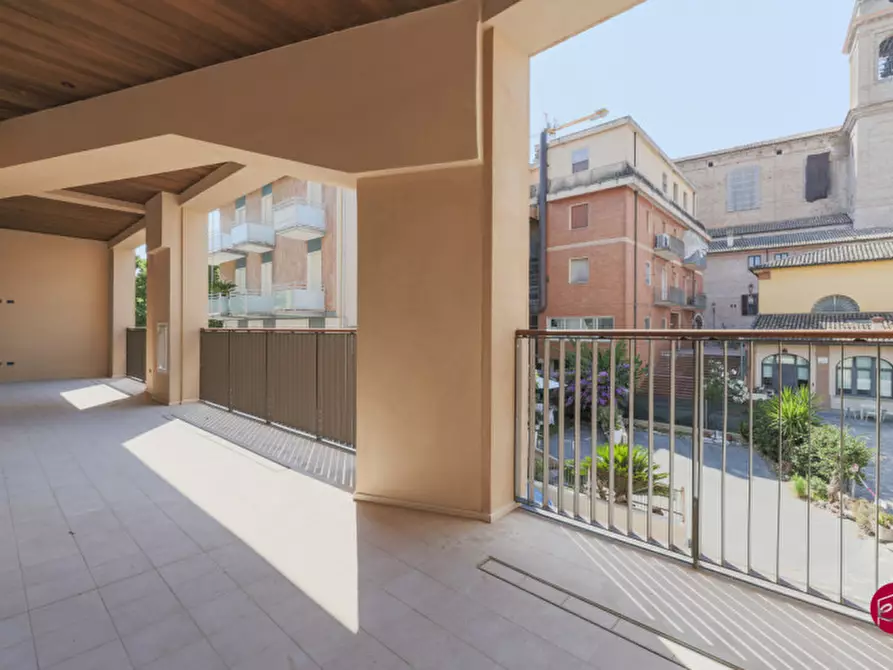 Immagine 14 di Appartamento in vendita  a Santarcangelo Di Romagna
