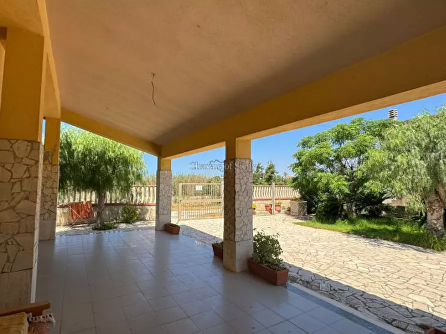 Immagine 4 di Casa indipendente in vendita  in Via delle Angurie a Ispica