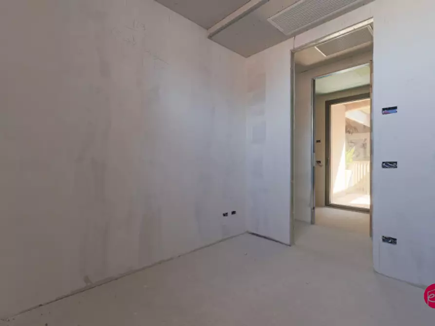 Immagine 42 di Appartamento in vendita  a Santarcangelo Di Romagna