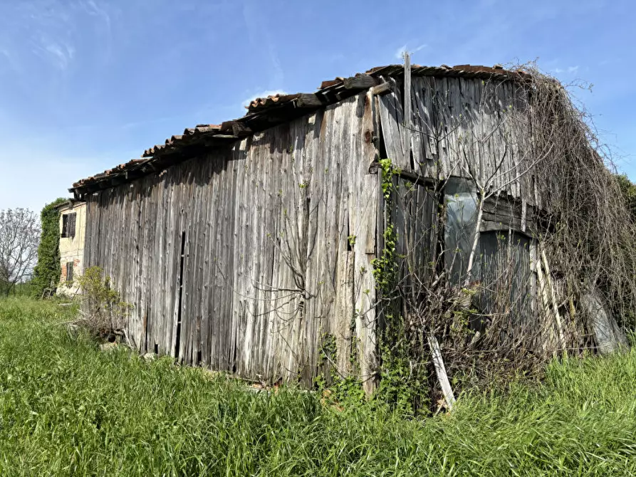 Immagine 8 di Rustico / casale in vendita  a Arre
