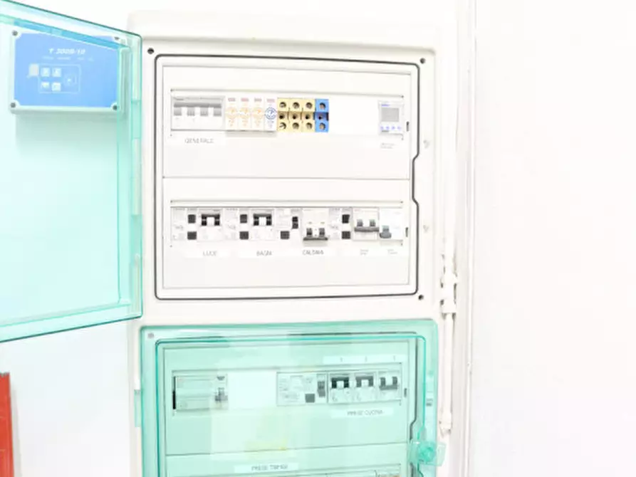 Immagine 15 di Negozio in affitto  in Via Mainardo a Merano .Meran.