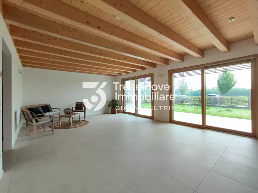 Immagine 2 di Casa bifamiliare in vendita  in Via Pirandello a Carbonera