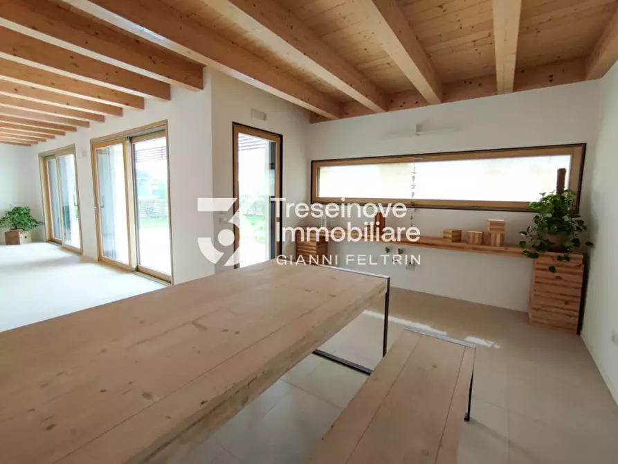 Immagine 4 di Casa bifamiliare in vendita  in Via Pirandello a Carbonera