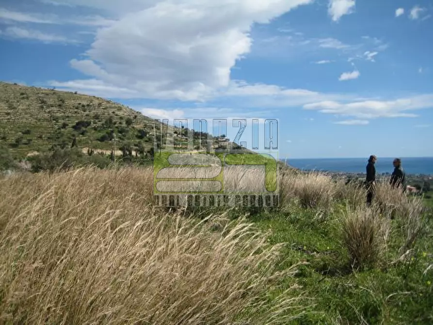 Immagine 7 di Rustico / casale in vendita  a Avola