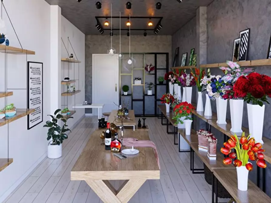 Immagine 4 di Negozio in vendita  a Bassano Del Grappa