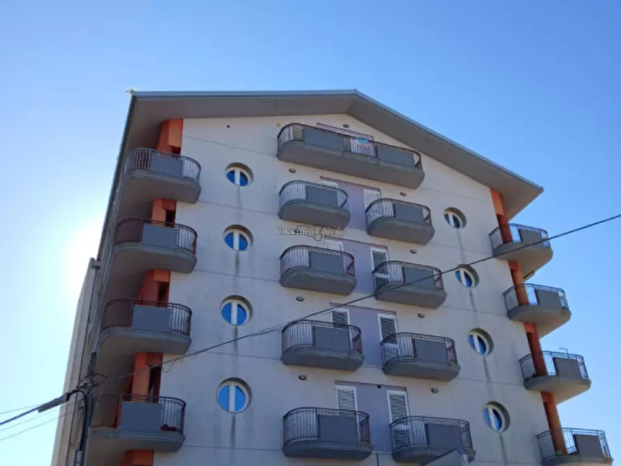 Immagine 1 di Appartamento in vendita  a Modica