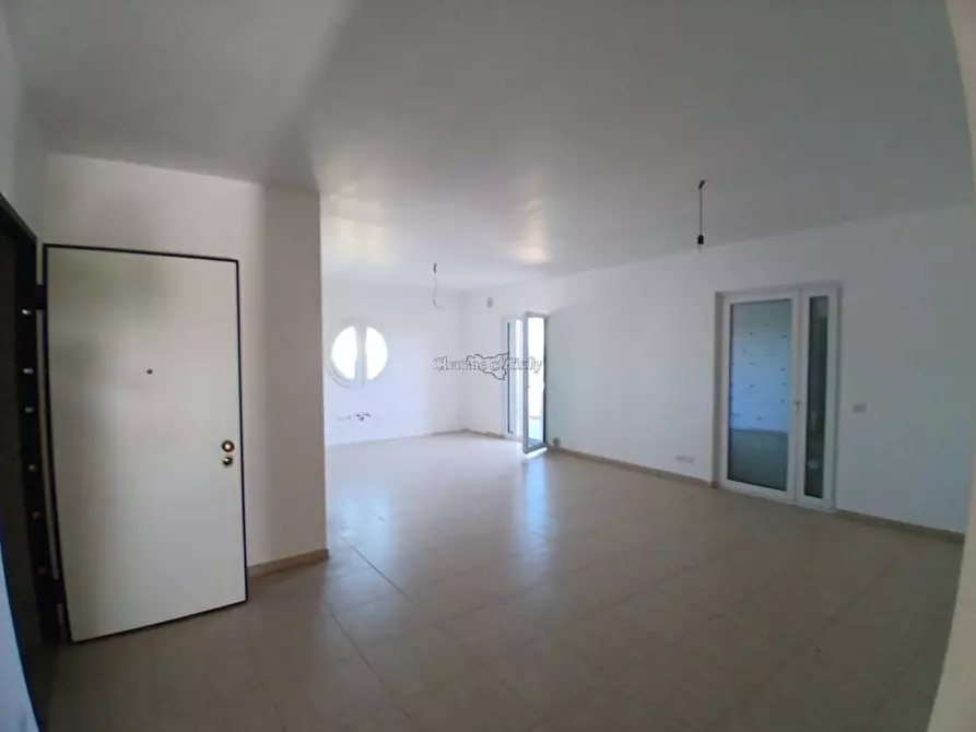 Immagine 21 di Appartamento in vendita  a Modica