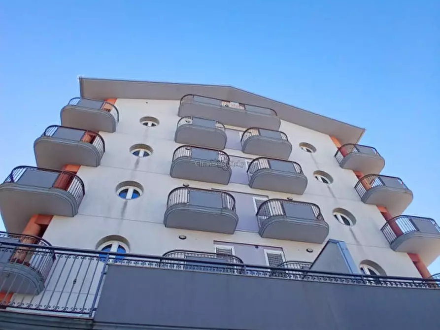 Immagine 25 di Appartamento in vendita  a Modica