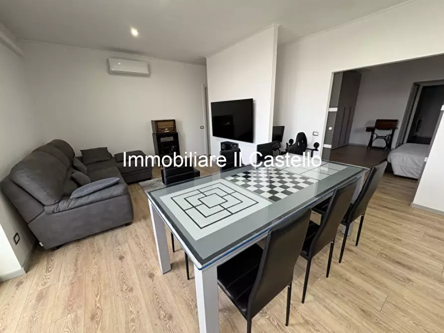 Immagine 4 di Appartamento in vendita  in località muffa a Castiglione Del Lago