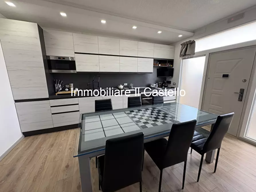 Immagine 6 di Appartamento in vendita  in località muffa a Castiglione Del Lago