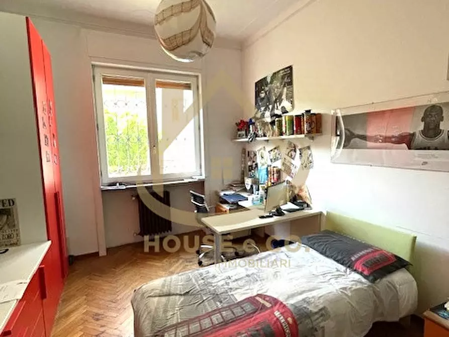 Immagine 11 di Villa in vendita  in Via Beatrice D'Este a Vigevano