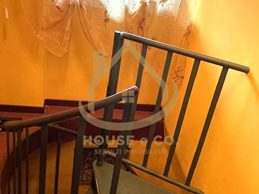 Immagine 28 di Villa in vendita  in Via Beatrice D'Este a Vigevano