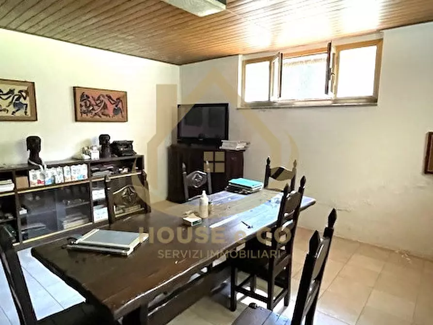 Immagine 31 di Villa in vendita  in Via Beatrice D'Este a Vigevano