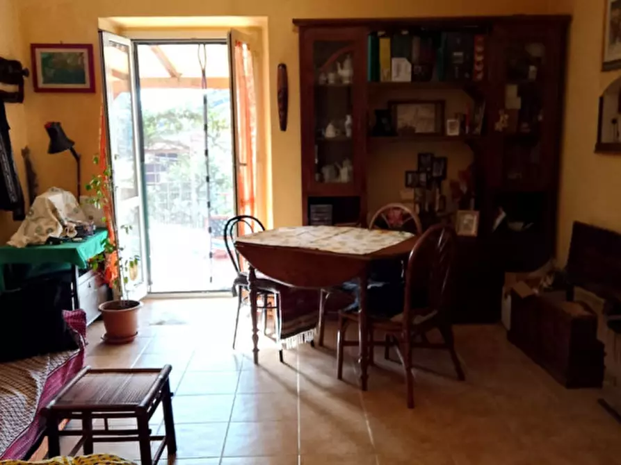 Immagine 4 di Casa trifamiliare in vendita  in Voc. Colle a Stroncone
