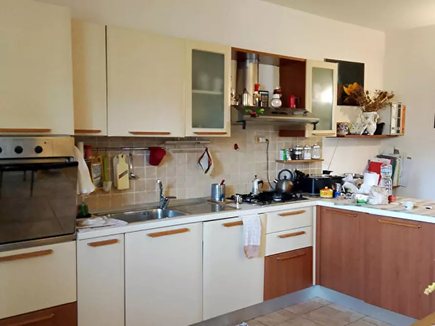 Immagine 5 di Casa trifamiliare in vendita  in Voc. Colle a Stroncone