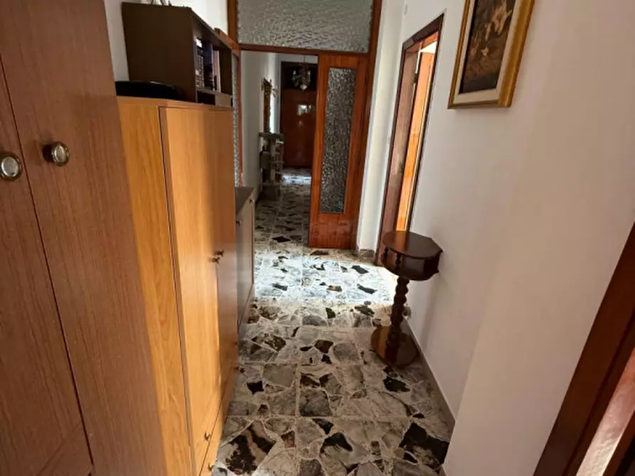 Immagine 5 di Appartamento in vendita  in Via Umberto Giordano a Senigallia