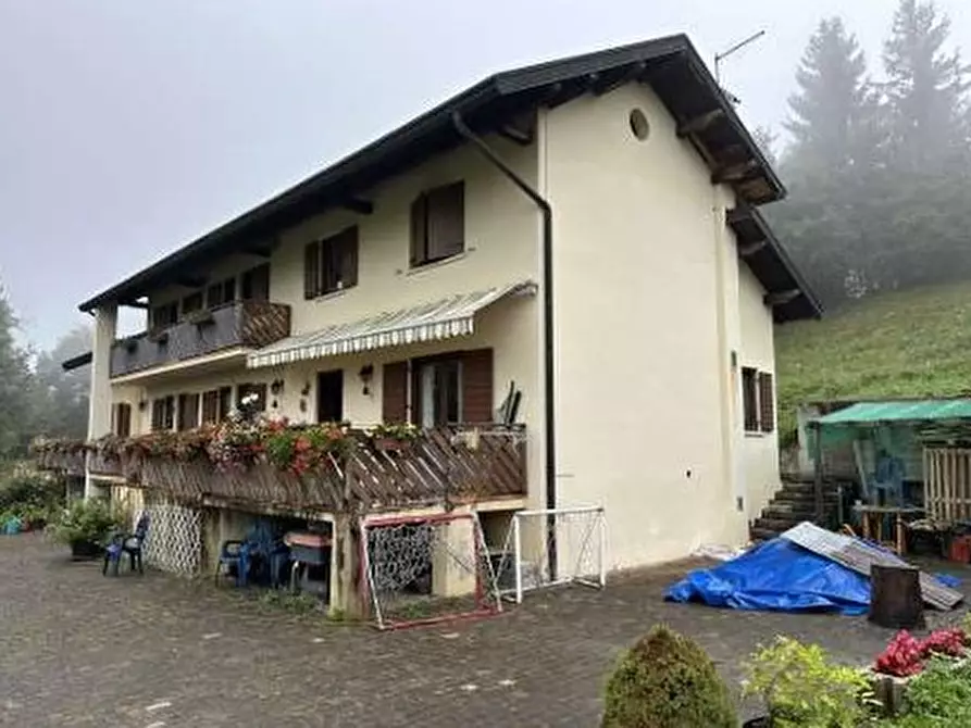 Immagine 1 di Casa indipendente in vendita  in Via Laste, 61 a Limana