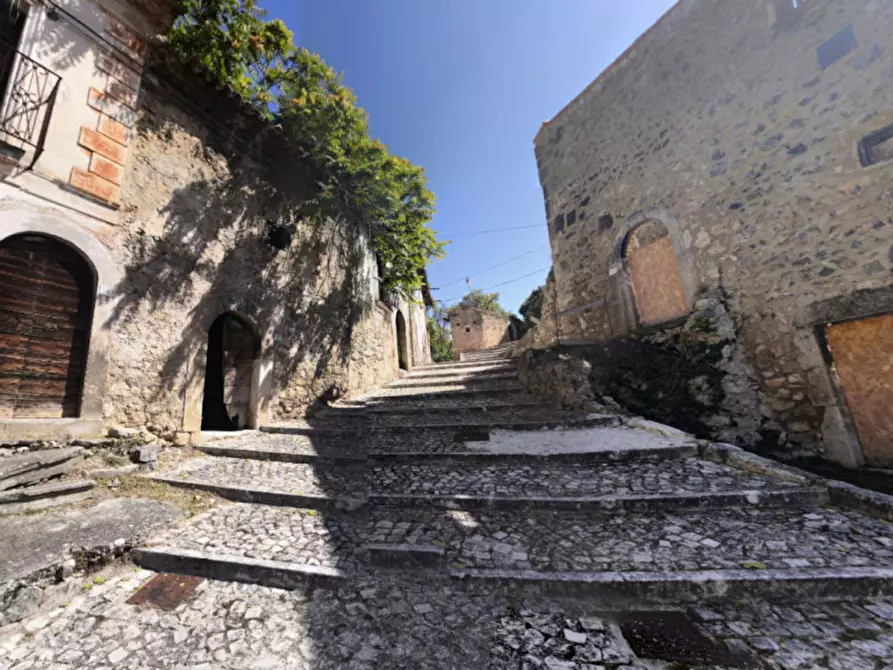 Immagine 2 di Cantina in vendita  in via La Mandra, N. 10 a Cansano