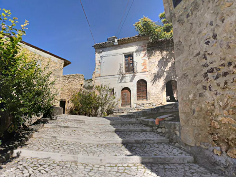 Immagine 3 di Cantina in vendita  in via La Mandra, N. 10 a Cansano