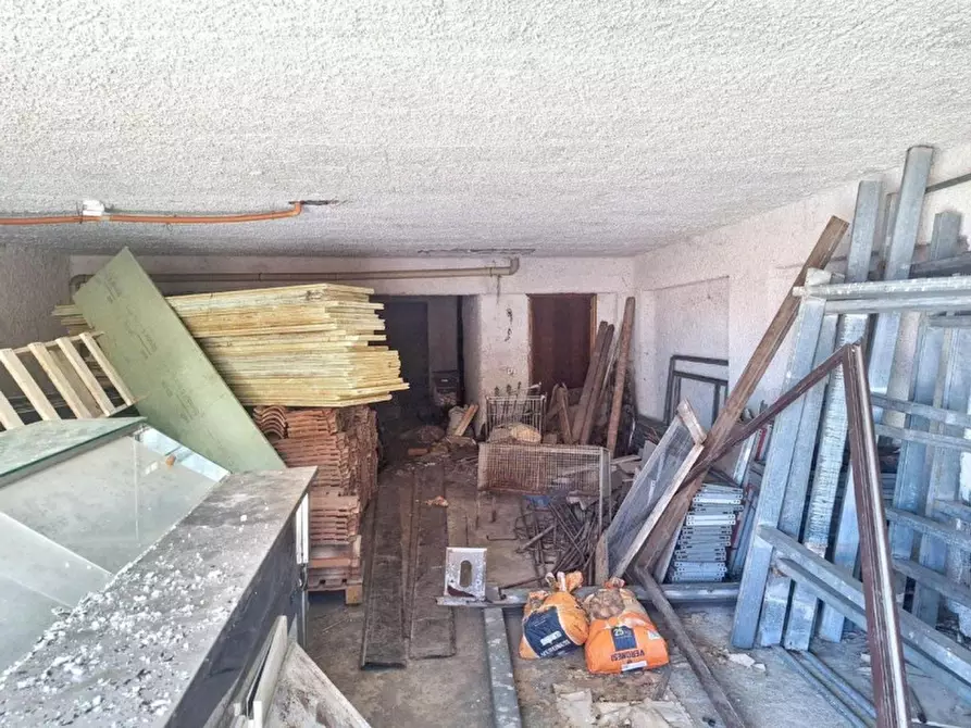 Immagine 2 di Magazzino in vendita  in Via G. Pezzotti, N. 37 a Scalea