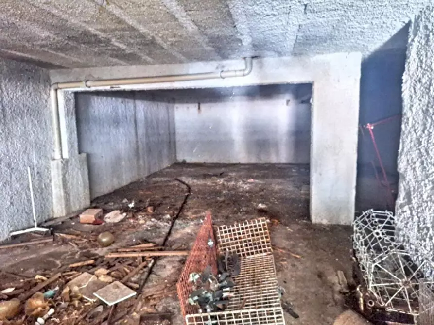 Immagine 4 di Magazzino in vendita  in Via G. Pezzotti, N. 37 a Scalea