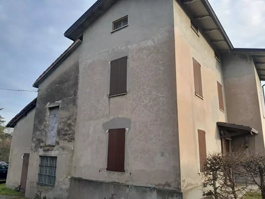 Immagine 19 di Rustico / casale in vendita  in Località Bannone a Traversetolo